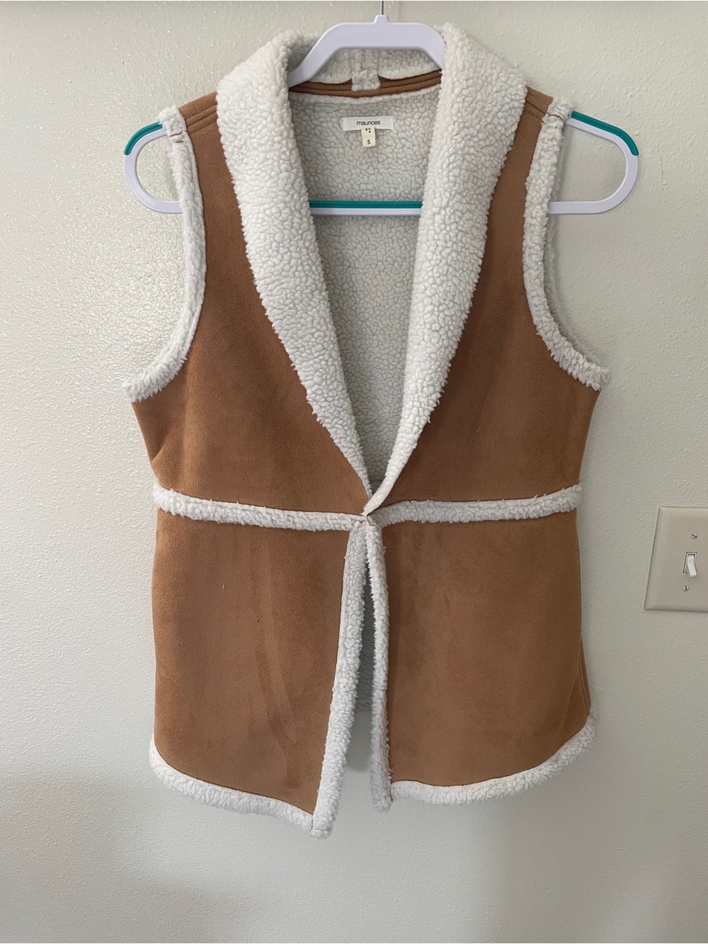 Maurices Cream Sherpa Vest with Camel Trim